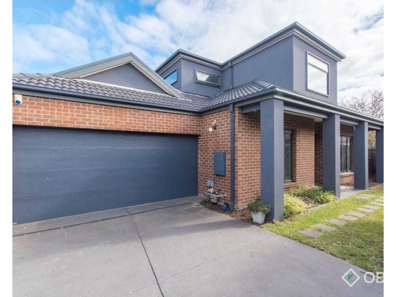 2/7 Prince Edward Avenue, Mckinnon VIC 3204
