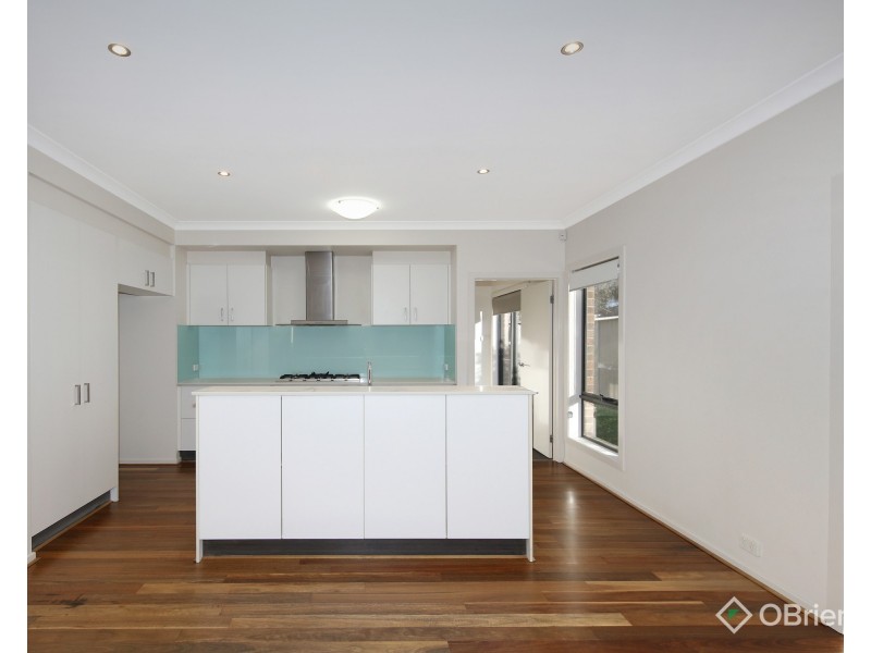 2/7 Prince Edward Avenue, Mckinnon VIC 3204