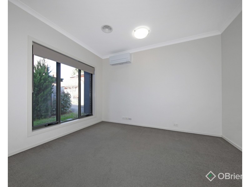 2/7 Prince Edward Avenue, Mckinnon VIC 3204