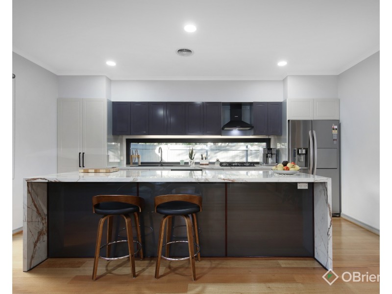 24 St Andrews Drive, Heatherton VIC 3202