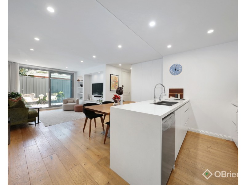 2/14 South Avenue, Bentleigh VIC 3204