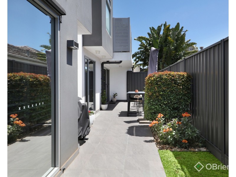 2/14 South Avenue, Bentleigh VIC 3204