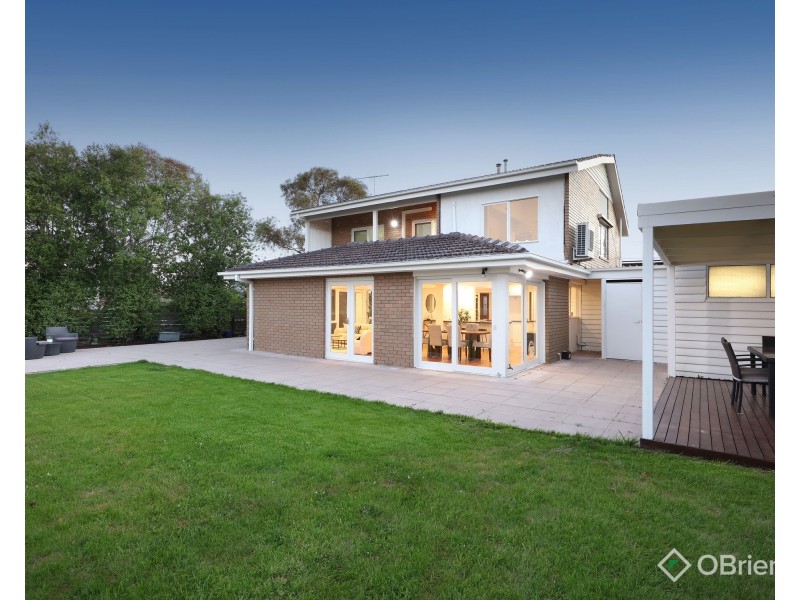 33 Inga Street, Burwood East VIC 3151