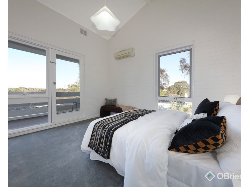 33 Inga Street, Burwood East VIC 3151