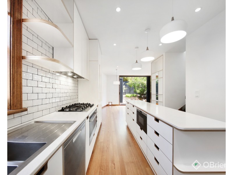 30 Murray Road, Mckinnon VIC 3204