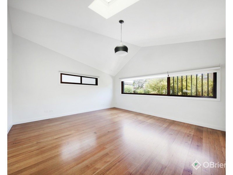 30 Murray Road, Mckinnon VIC 3204