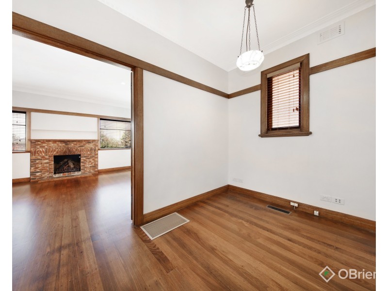30 Murray Road, Mckinnon VIC 3204