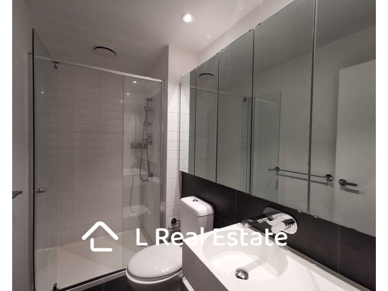 607/33 Rose Lane, Melbourne VIC 3000
