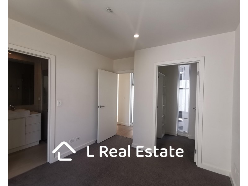 212/33 Racecourse Rd, North Melbourne VIC 3051