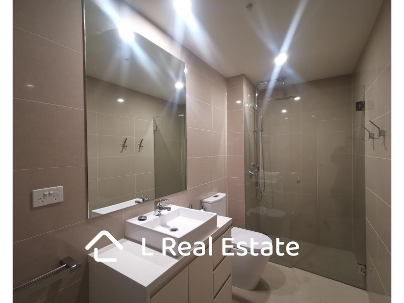 212/33 Racecourse Rd, North Melbourne VIC 3051