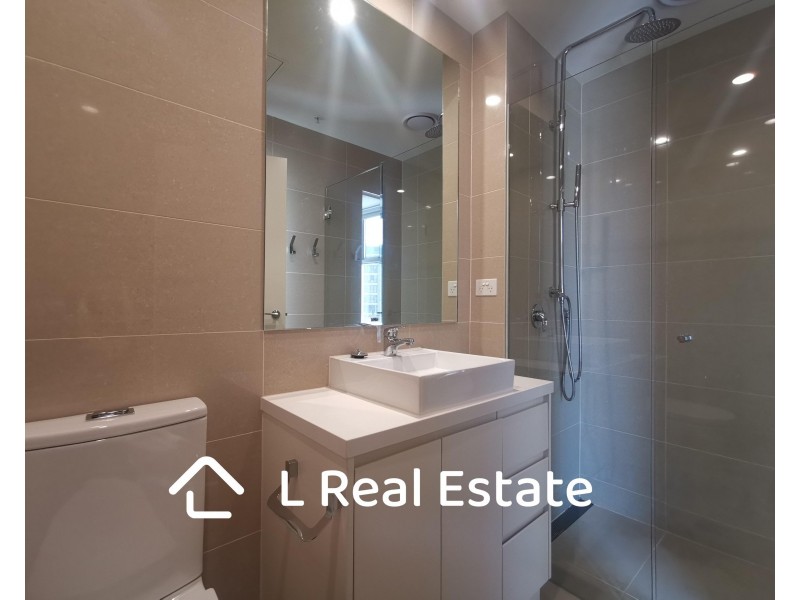 212/33 Racecourse Rd, North Melbourne VIC 3051