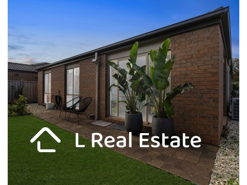 55 Stoneyfell Road, Point Cook VIC 3030