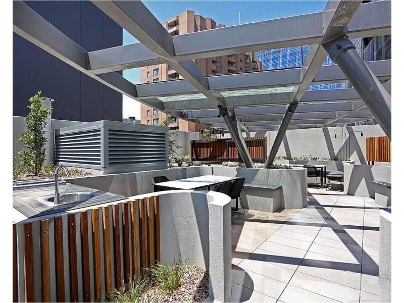 1206/23 Mackenzie Street, Melbourne VIC 3000