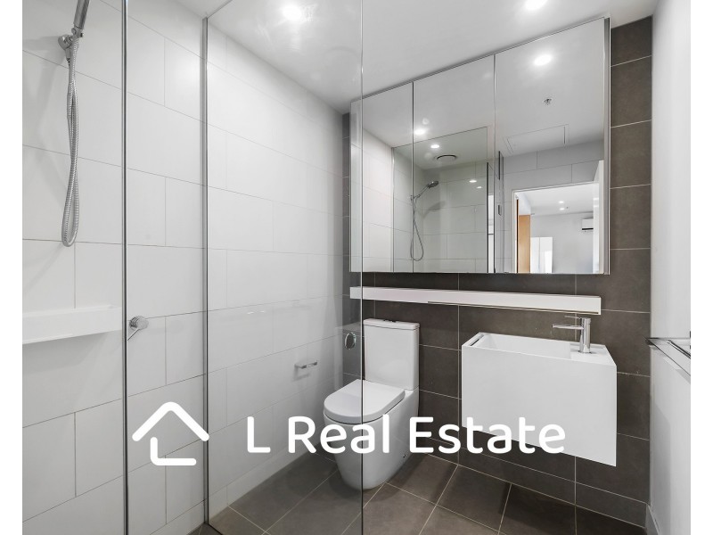 2604/8 Pearl River Road, Docklands VIC 3008
