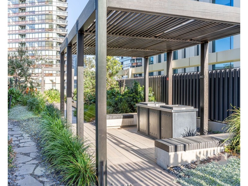 3006E/888 Collins Street, Docklands VIC 3008
