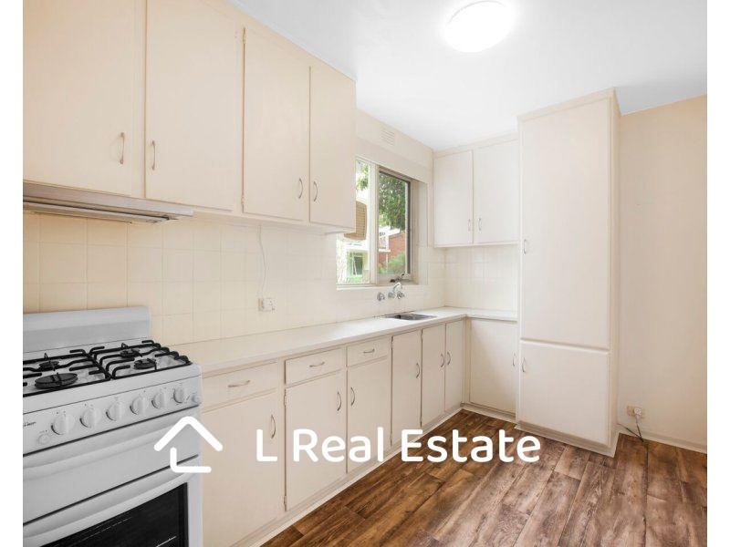 2/93 Mathoura Road, Toorak VIC 3142