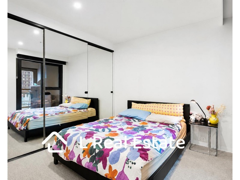 709/8 Pearl River Rd, Docklands VIC 3008