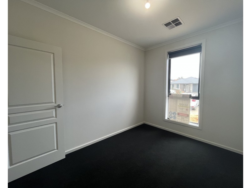 63 Cotterdale Avenue, Mount Barker SA 5251