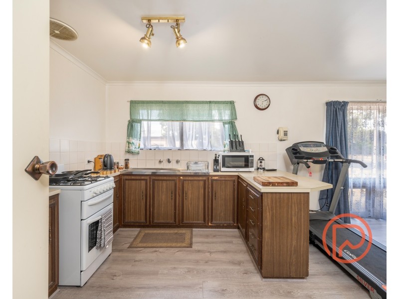 60 Gloucester Avenue, Salisbury East SA 5109