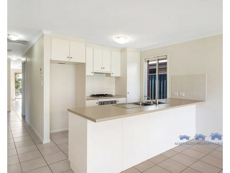 5 Oakwood Circuit, Munno Para West SA 5115