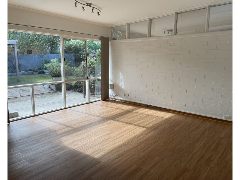 8 Liberman Road, Para Hills SA 5096