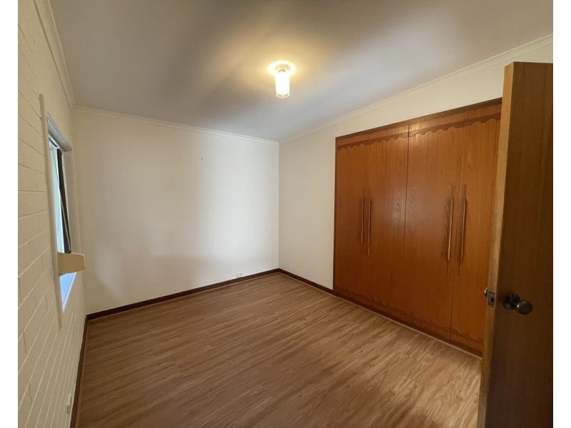 8 Liberman Road, Para Hills SA 5096