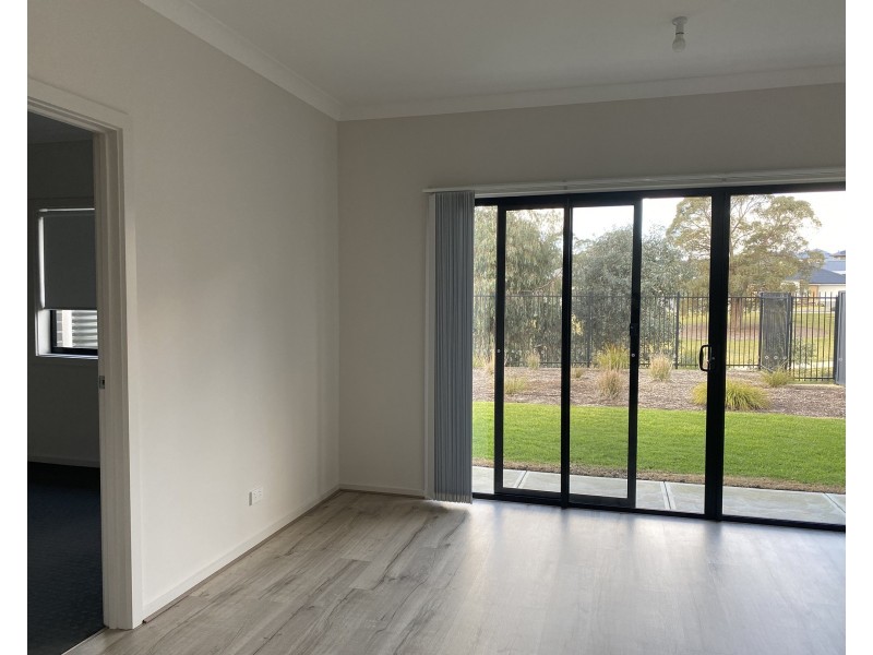 17 Clover Court, Mount Barker SA 5251