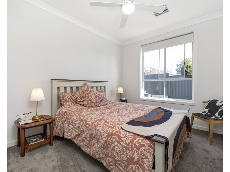 30 Lindholm Parade, Hayborough SA 5211