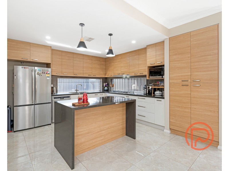 14 Bracken Avenue, Andrews Farm SA 5114