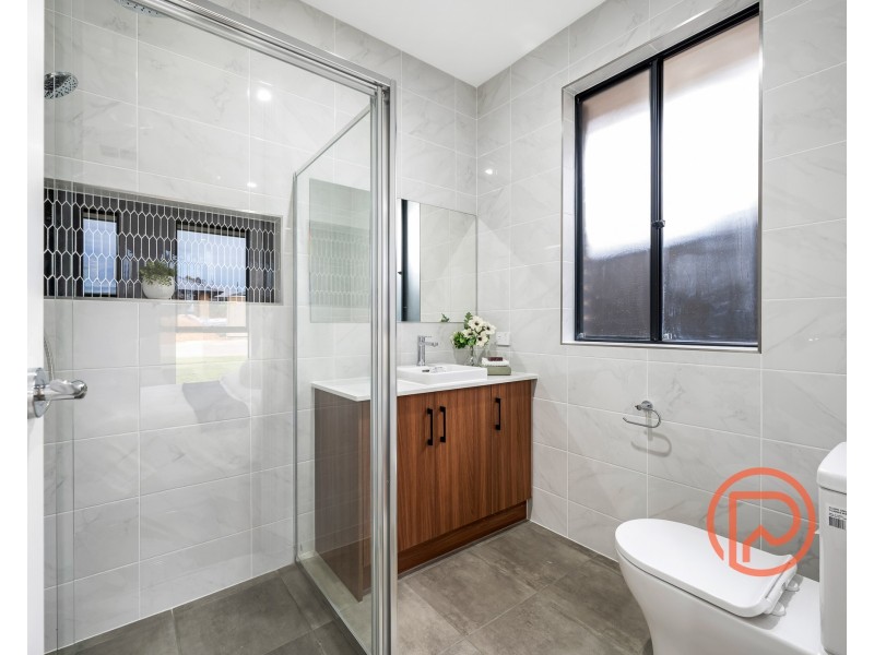 2 Raylene Court, Blakeview SA 5114