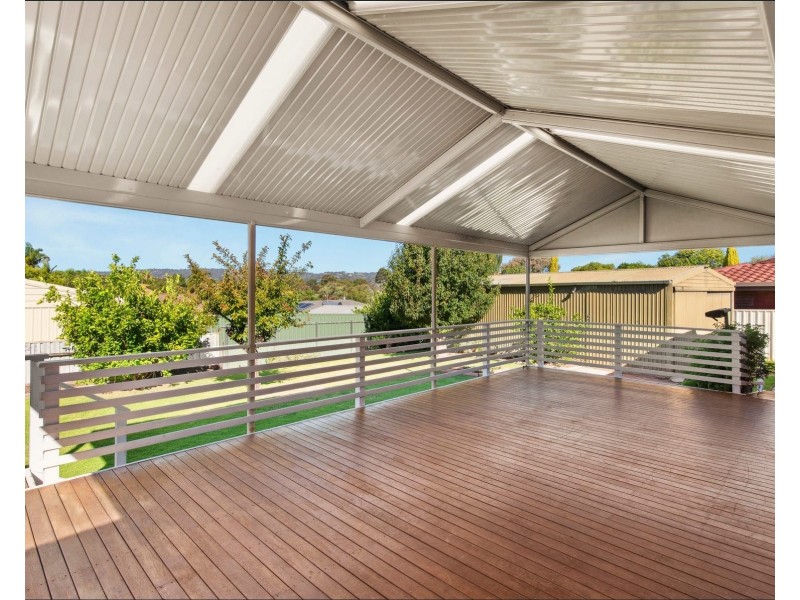 25 Lorikeet Avenue, Modbury Heights SA 5092