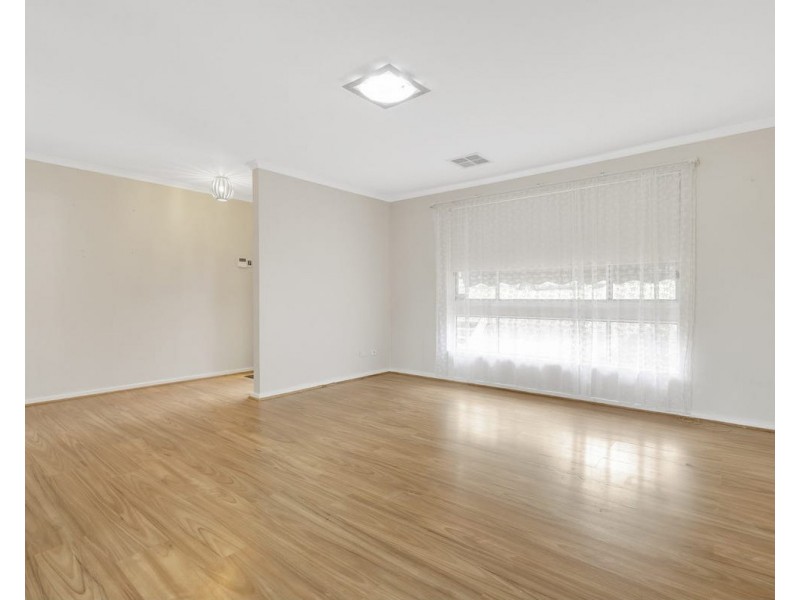 25 Lorikeet Avenue, Modbury Heights SA 5092