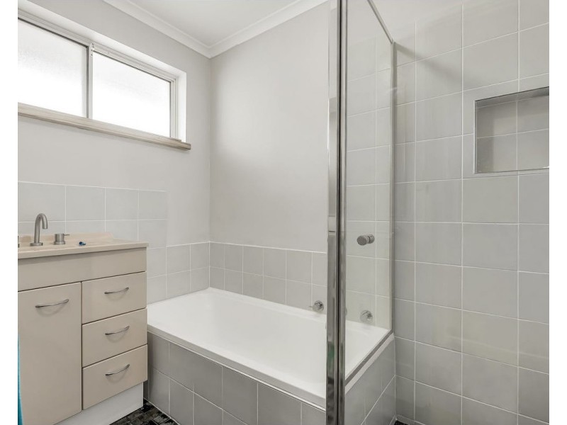 25 Lorikeet Avenue, Modbury Heights SA 5092