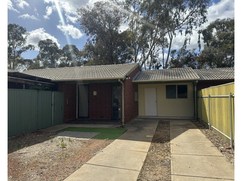 22 Kennion Crescent, Para Hills West SA 5096