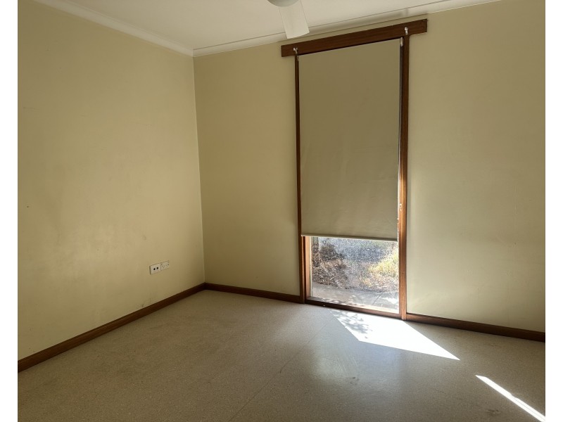 22 Kennion Crescent, Para Hills West SA 5096