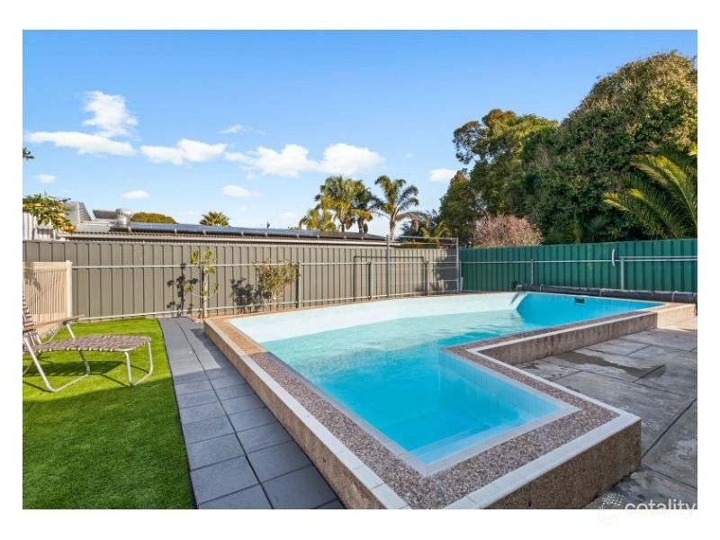 12 Perth Avenue, Valley View SA 5093