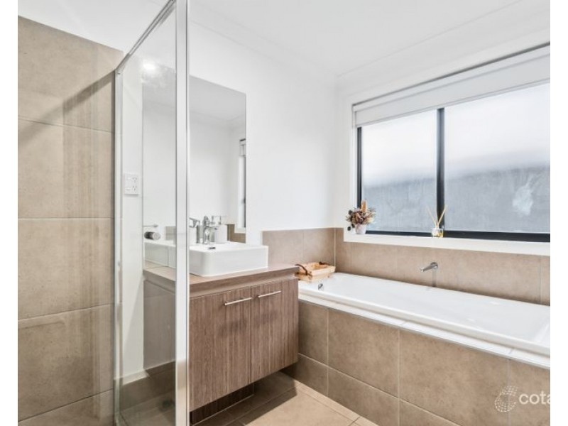 4 Farmer Road, Munno Para West SA 5115