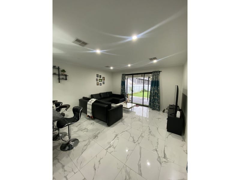 8 Hopetoun Avenue, Kilburn SA 5084