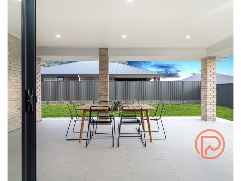 12 Newbury Street, Mount Barker SA 5251