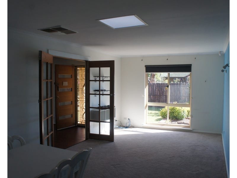 15 Rogers Crescent, Paralowie SA 5108