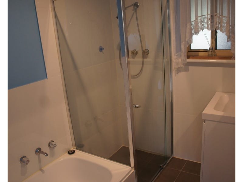 15 Rogers Crescent, Paralowie SA 5108