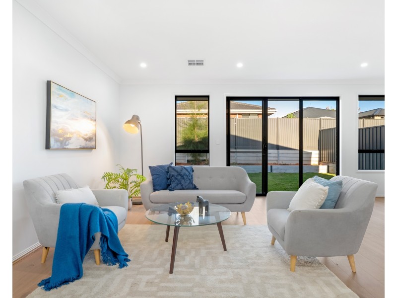 5 Raylene Court, Blakeview SA 5114