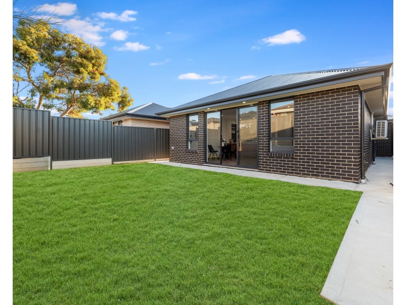 5 Raylene Court, Blakeview SA 5114