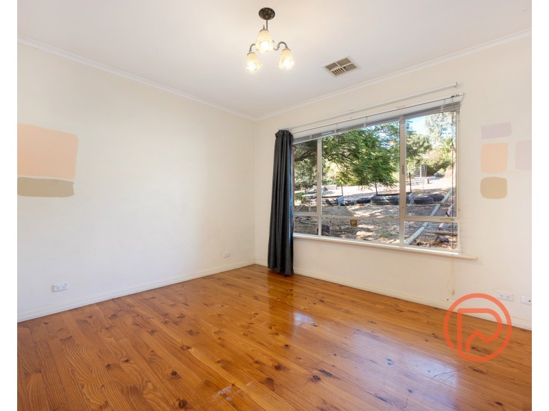 7 Linton Road, Para Hills SA 5096