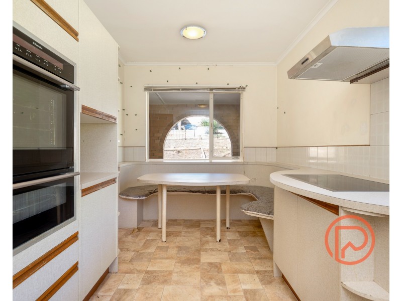 7 Linton Road, Para Hills SA 5096