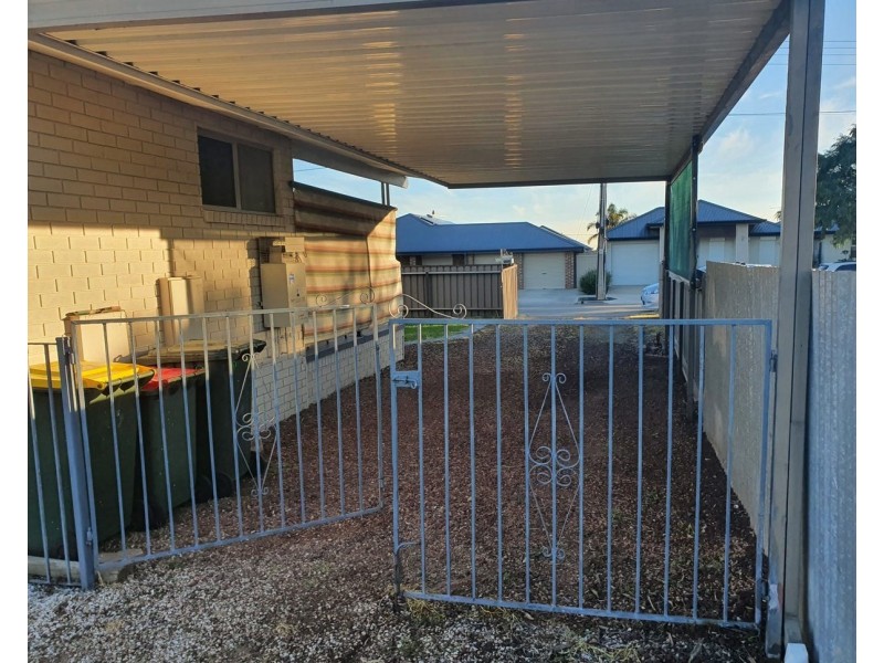 4 Vicar Street, Gilles Plains SA 5086