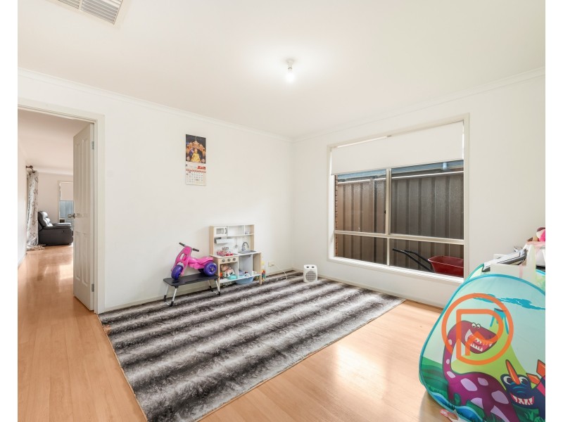 2B Glenburnie Avenue, Northfield SA 5085