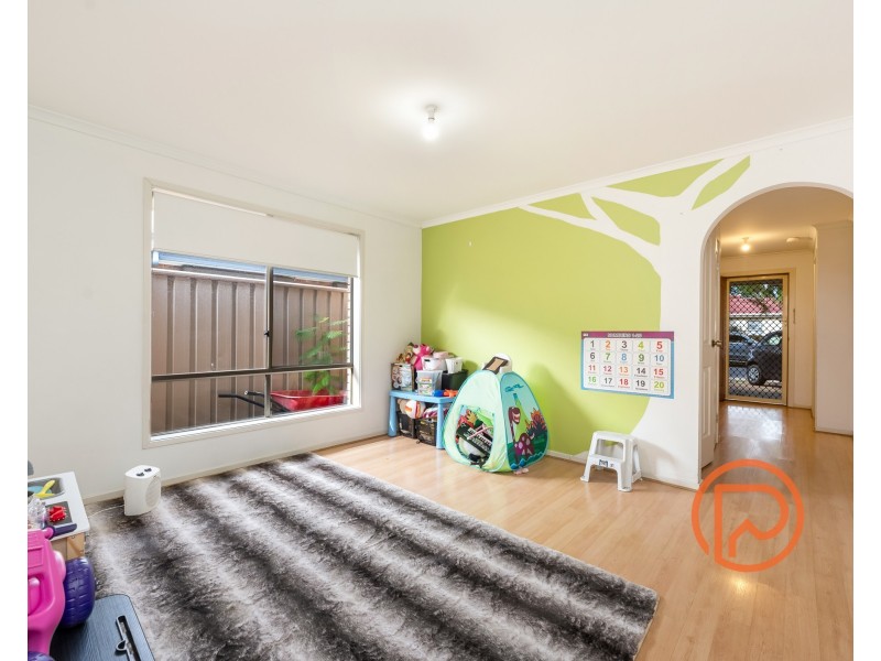 2B Glenburnie Avenue, Northfield SA 5085