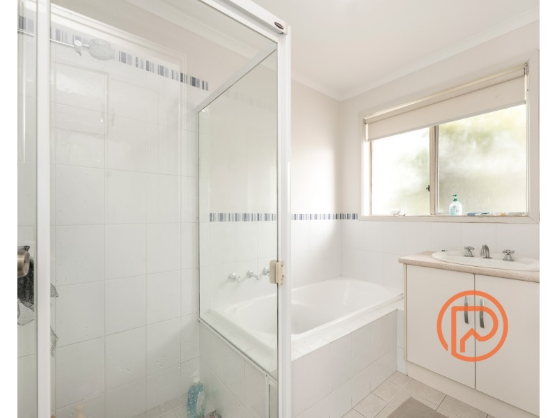2B Glenburnie Avenue, Northfield SA 5085