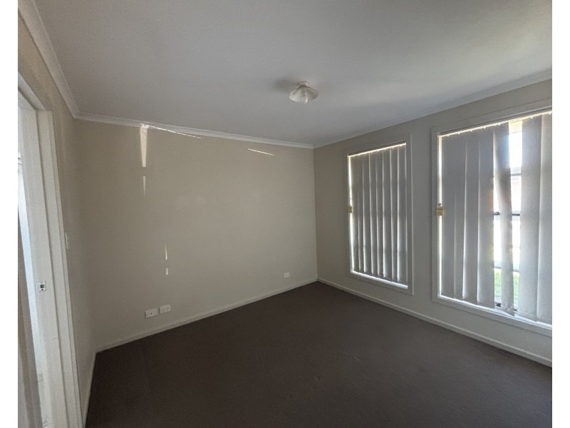 6 Foster Road, Andrews Farm SA 5114